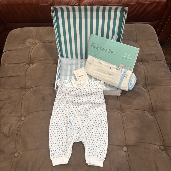OUEF Infant set: Cream with Blue Infant onesie + Swaddle - Picture 14 of 15